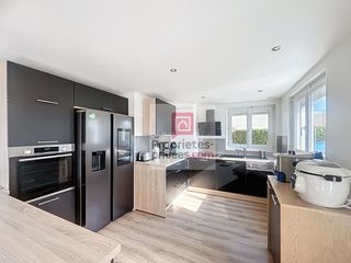  Maison � vendre 6 pi�ces 140 m�