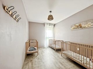  Appartement � vendre 4 pi�ces 77 m�