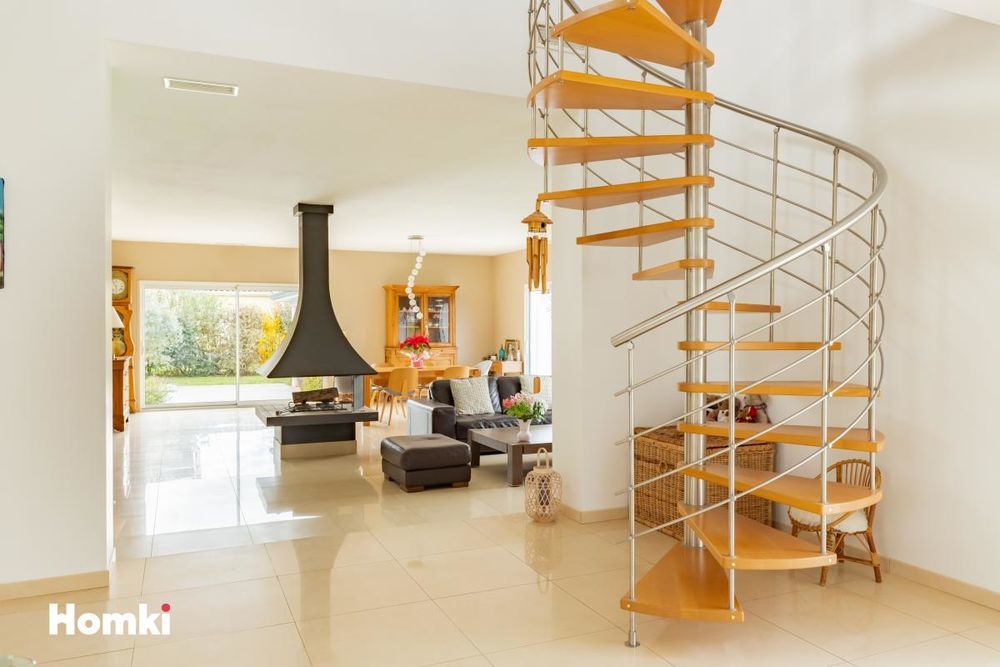 � vendre  Maison Pechbonnieu (31140)