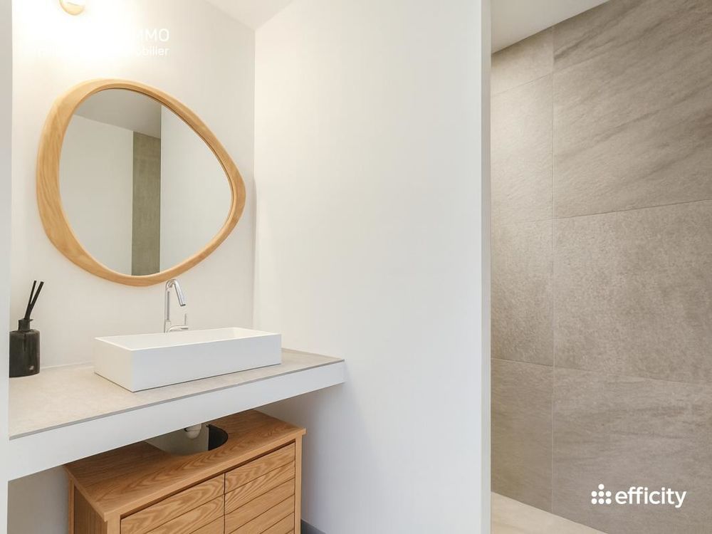 � vendre  Appartement Bordeaux (33300)