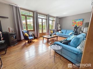  Maison � vendre 7 pi�ces 220 m�