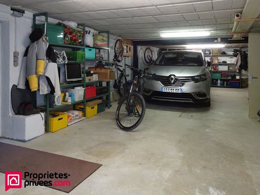 � vendre  Villa Pourri�res (83910)