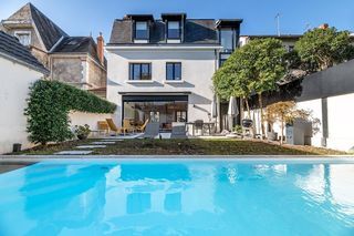  Maison � vendre 7 pi�ces 230 m�