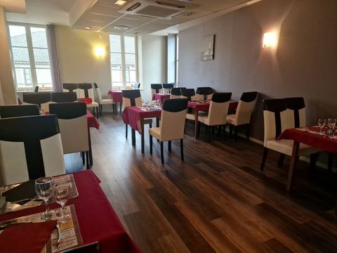 Dpt Vosges (88), &agrave; vendre proche de VITTEL & NEUFCHATEAU MURS & FONDS BAR RESTAURANT IMMEUBLE 308000 88300 Neufchateau