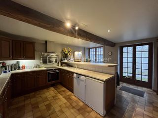  Maison � vendre 7 pi�ces 210 m�