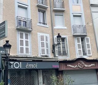  Immeuble � vendre 13 pi�ces 426 m�