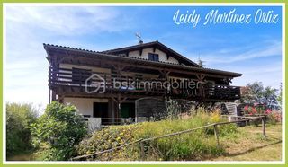  Immeuble � vendre 15 + pi�ces 300 m�