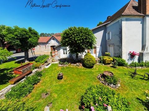   Maison � vendre 11 pi�ces SAINT PIERRE DE CHIGNAC (24) 280 M� habitables Maison - 11 pi�ce(s) - 280 m�