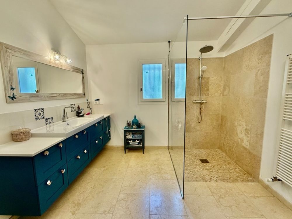 � vendre  Maison Roussillon (84220)