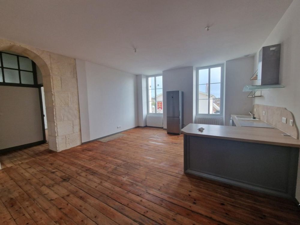 � vendre  Maison Saint-Jean-d'Ang�ly (17400)