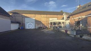  Propri�t�/ch�teau � vendre 8 pi�ces 225 m�