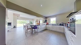  Villa � vendre 6 pi�ces 195 m�