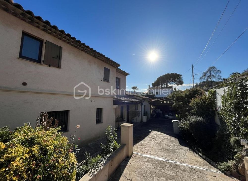 � vendre  Maison Mandelieu-la-Napoule (06210)