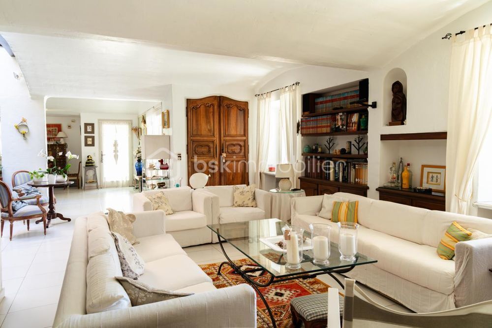 � vendre  Propri�t�/ch�teau Lauris (84360)