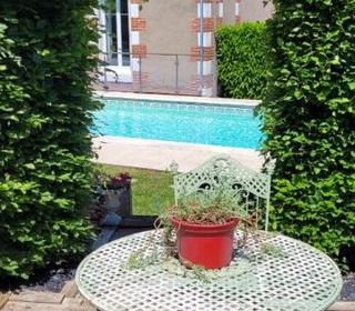  Propri�t�/ch�teau � vendre 9 pi�ces 221 m�