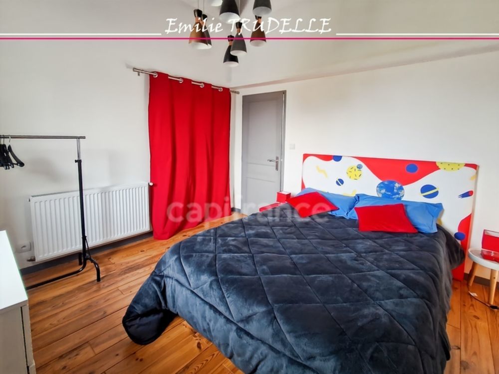 � vendre  Propri�t�/ch�teau La Chartre-sur-le-Loir (72340)