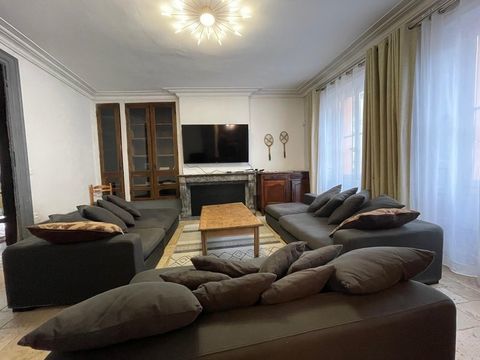 Murs de Gite -Maison de Maitre &agrave; vendre 9 pi&egrave;ces CHATEAU RENAULT (37) 378000 37110 Chateau renault