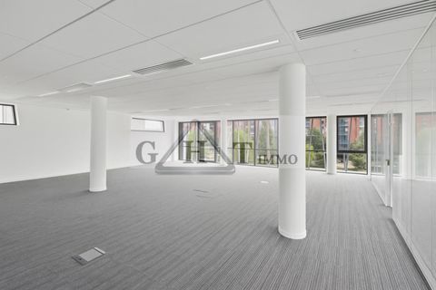 BUREAUX RENOVE 823 M&sup2; A LOUER MAISONS ALFORT 22617 94700 Maisons alfort