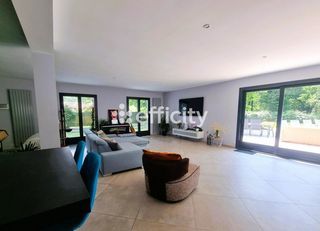  Maison � vendre 8 pi�ces 180 m�