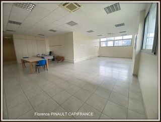  Immeuble � vendre 10 pi�ces 342 m�