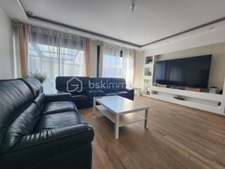  Maison � vendre 5 pi�ces 180 m�