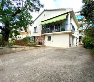  Maison � vendre 9 pi�ces 163 m�