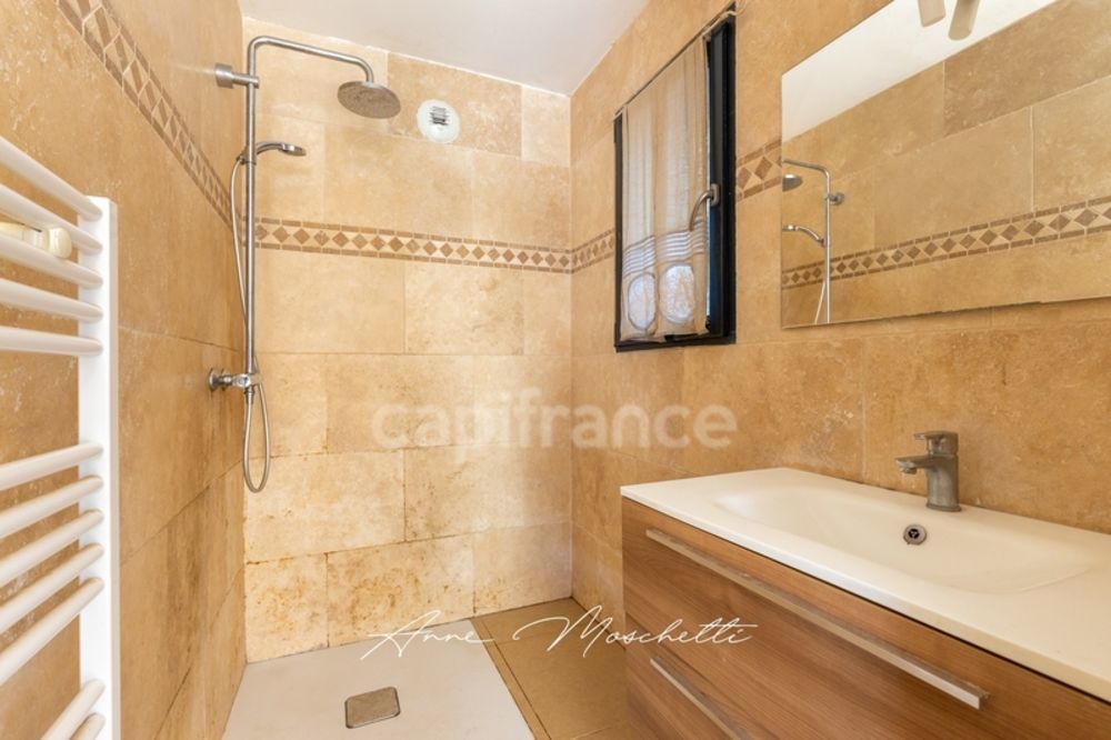 � vendre  Maison Ceyreste (13600)