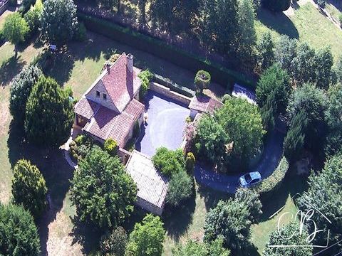   24620 Marquay - Demeure de prestige en P�rigord Noir Propri�t�/ch�teau - 5 pi�ce(s) - 125 m�