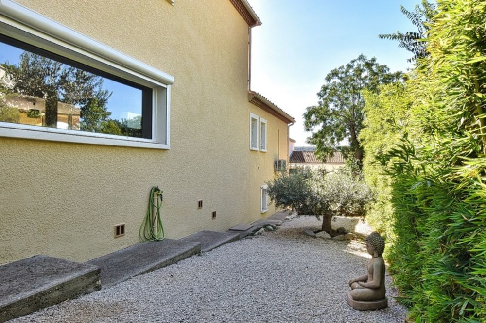 � vendre  Villa Fabr�gues (34690)