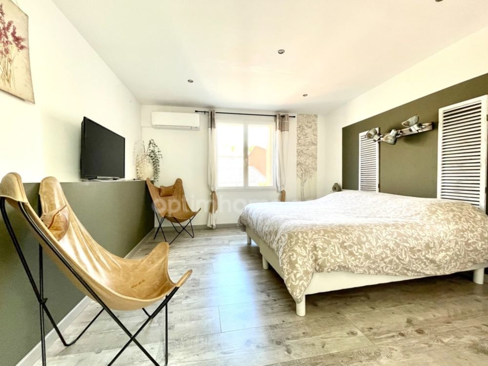 � vendre  Maison Aigues-Mortes (30220)