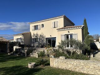  Villa � vendre 4 pi�ces 135 m�