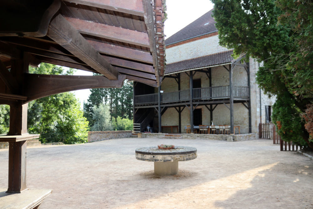 � vendre  Propri�t�/ch�teau La Truch�re (71290)