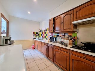  Maison � vendre 9 pi�ces 207 m�