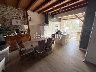  Maison � vendre 9 pi�ces 193 m�