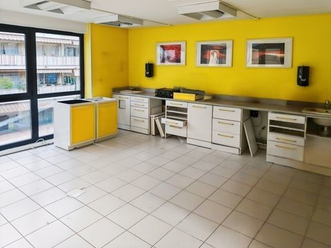 &Agrave; VENDRE � MURS DE LOCAUX PROFESSIONNELS - MENTON (06 500) - 400 000 � honoraires d'agence inclus 400000 06500 Menton