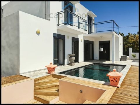   Villa contemporaine F6 avec piscine & vue mer � Sainte-Rose Maison - 6 pi�ce(s) - 148 m�