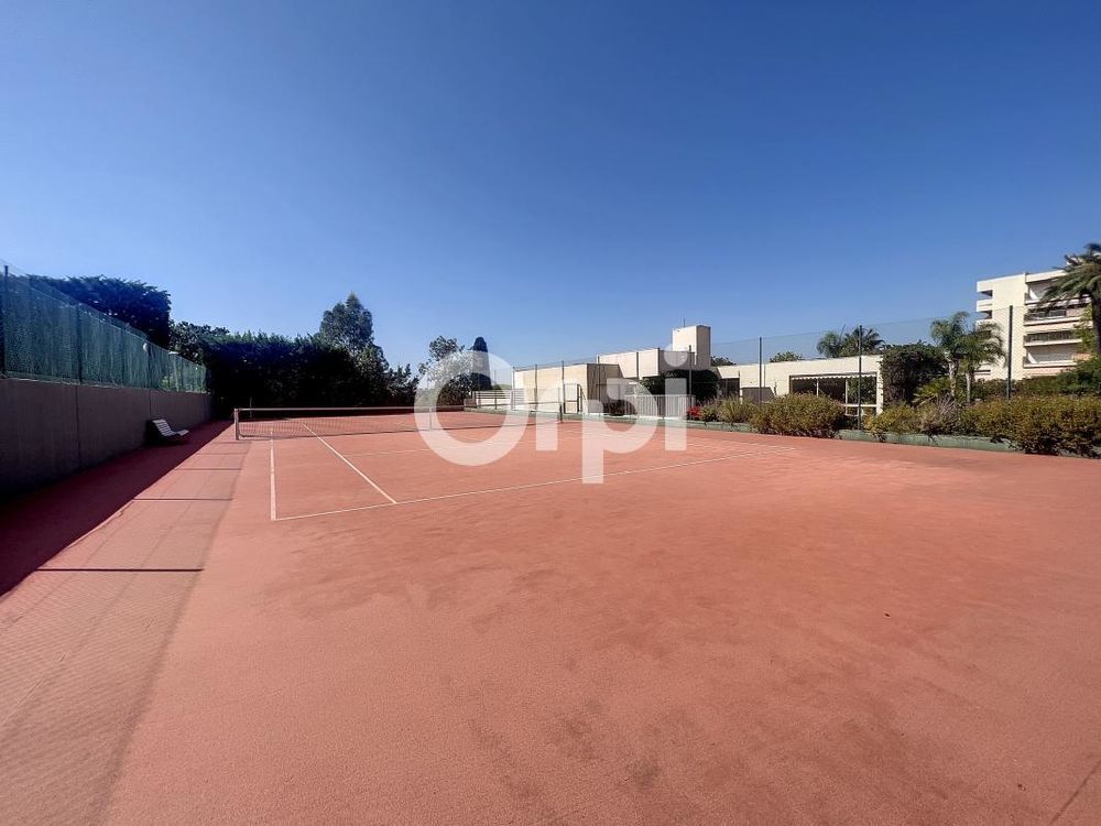 � vendre  Appartement Antibes (06600)