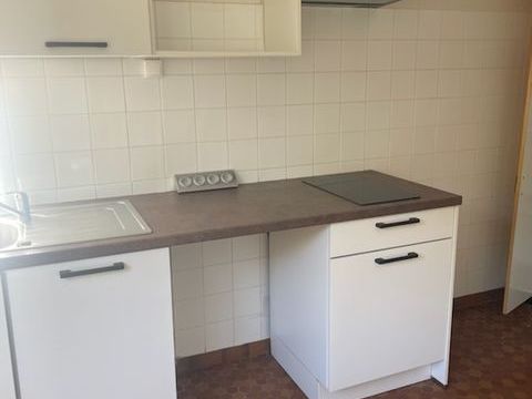   LOCATION T1 MARCILLAC SANS FRAIS D'AGENCE Appartement - 1 pi�ce(s) - 30 m�