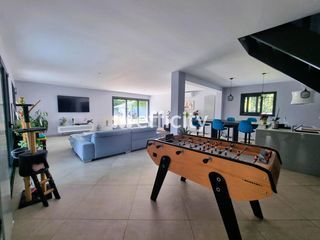  Maison � vendre 8 pi�ces 180 m�