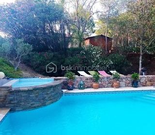  Villa � vendre 6 pi�ces 150 m�