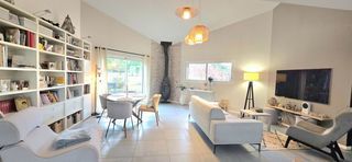  Maison � vendre 5 pi�ces 200 m�