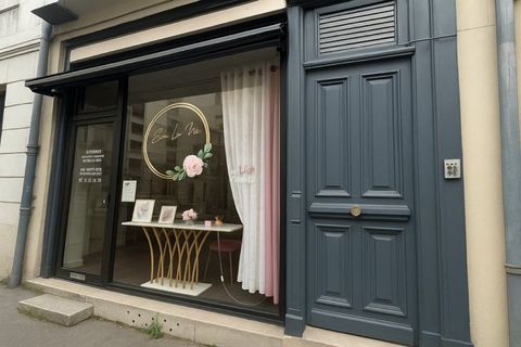 &Agrave; louer - local commercial de 42 m&sup2; environ, en plein centre-ville de Chalon-sur-Sa&ocirc;ne 638 71100 Chalon sur saone