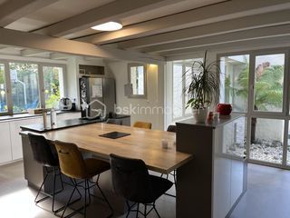  Maison � vendre 13 pi�ces 312 m�