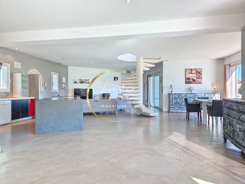 � vendre  Maison Aigues-Mortes (30220)