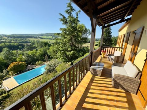   Maison avec vue panoramique + piscine � Penne d'Agenais (47) Maison - 2 pi�ce(s) - 135 m�