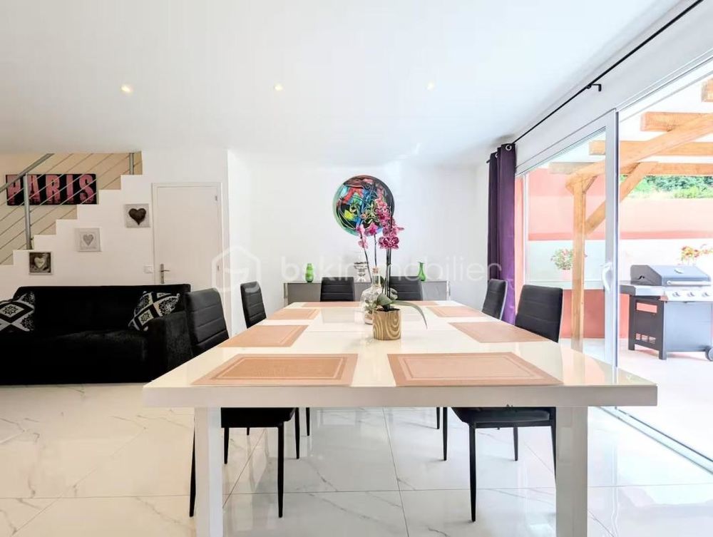 � vendre  Maison Vallauris (06220)