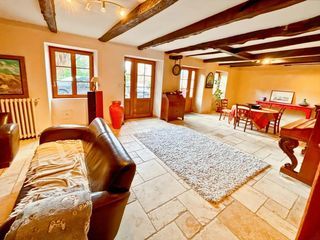  Maison � vendre 5 pi�ces 240 m�