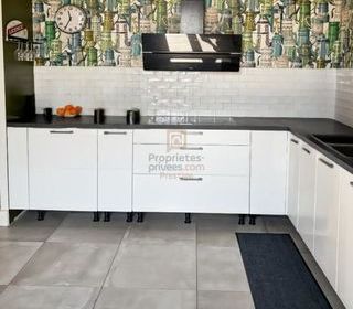  Maison � vendre 9 pi�ces 300 m�