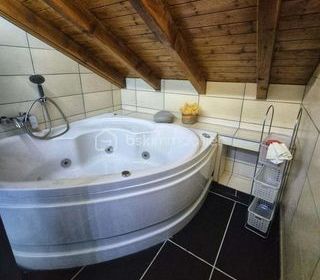  Maison � vendre 8 pi�ces 195 m�