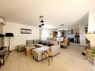  Maison � vendre 9 pi�ces 190 m�